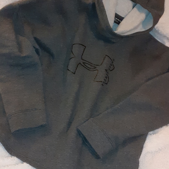 NWOT Under Armour Hoodie - Picture 3 of 4